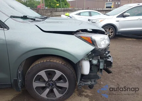 2018 Subaru Forester 2.5I Limited из США, поврежденный, VIN JF2SJAJC4JH535888